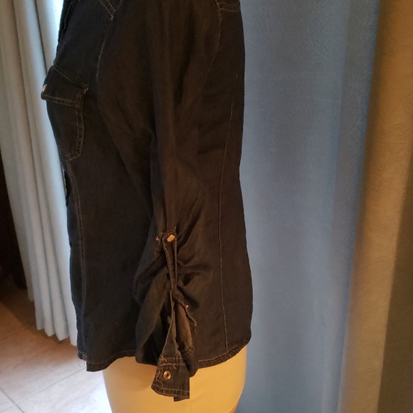 Button down top - Picture 2 of 2